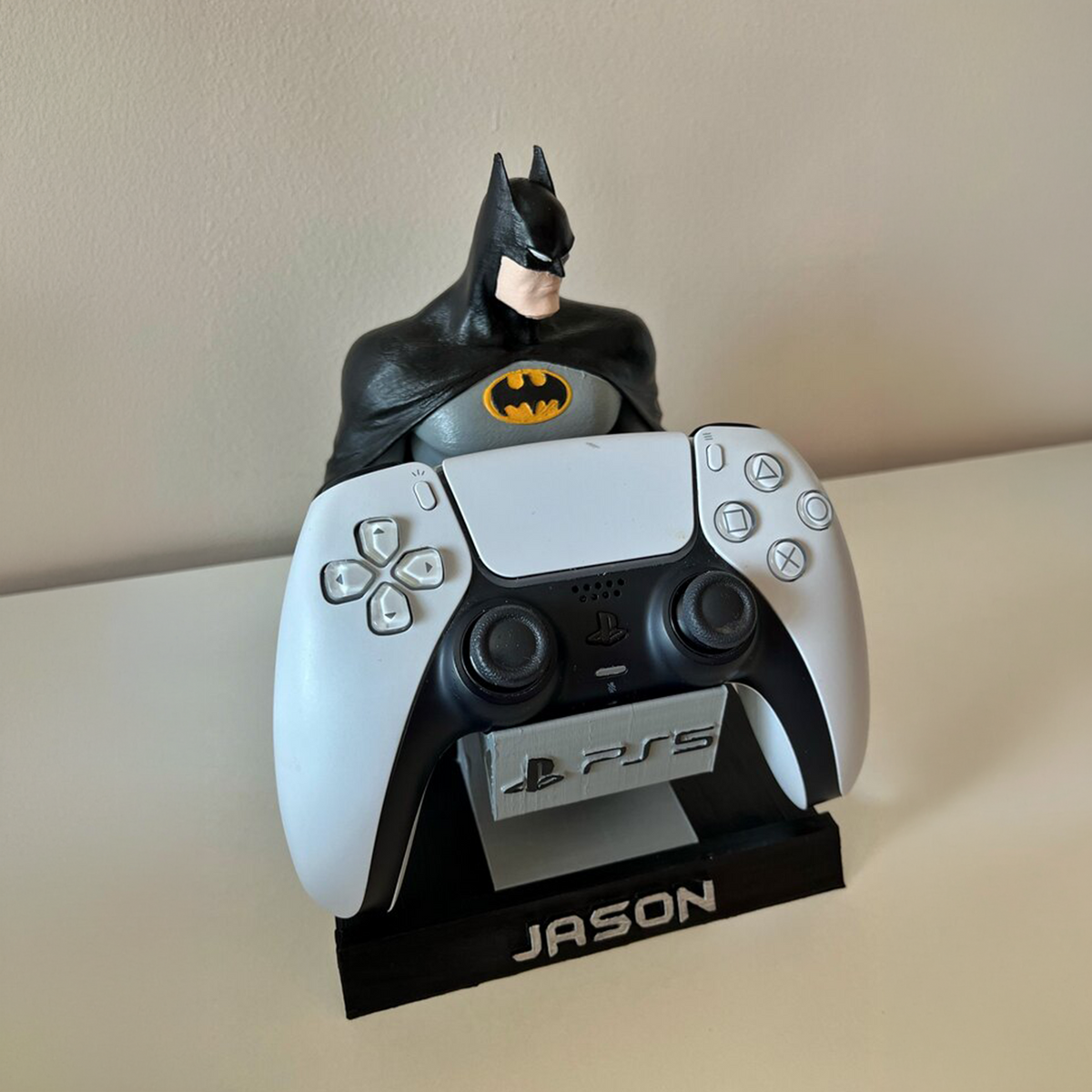 Batman Kol Tutacağı