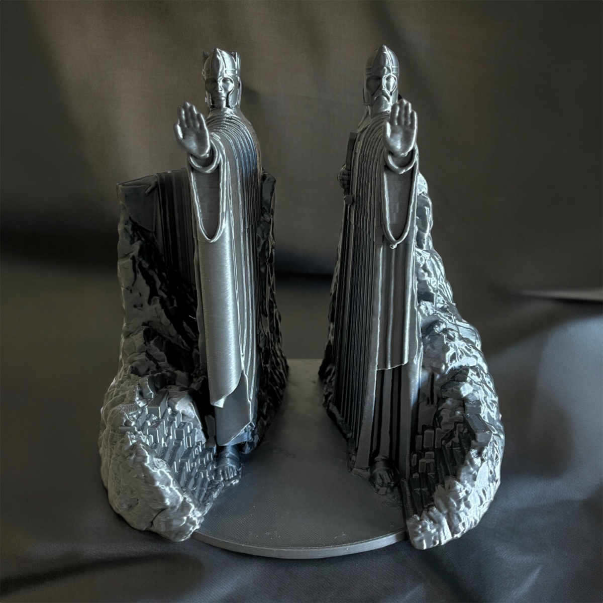 Lord of the Rings Argonath Figür