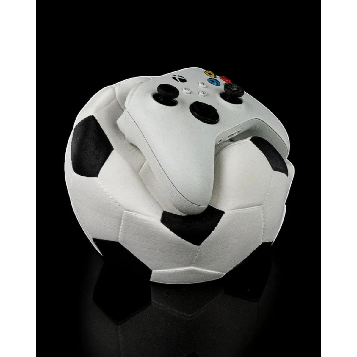 Magicland 3D futbol topu şeklinde beyaz ve siyah oyun kumandası tutucu stant