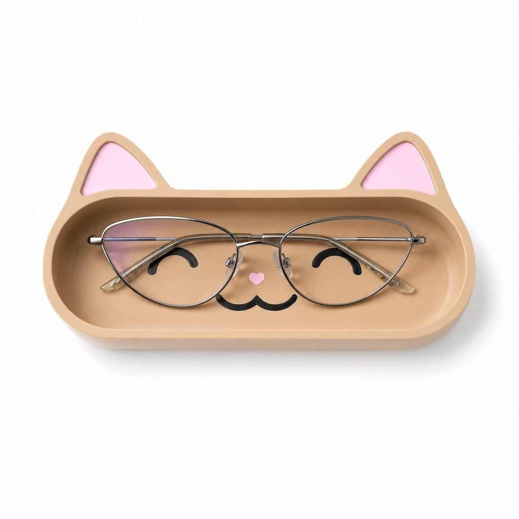 Magicland 3D kedi yüzü şeklinde bej renkli, pembe kulak detaylı 3D baskı gözlük tutucu tepsi