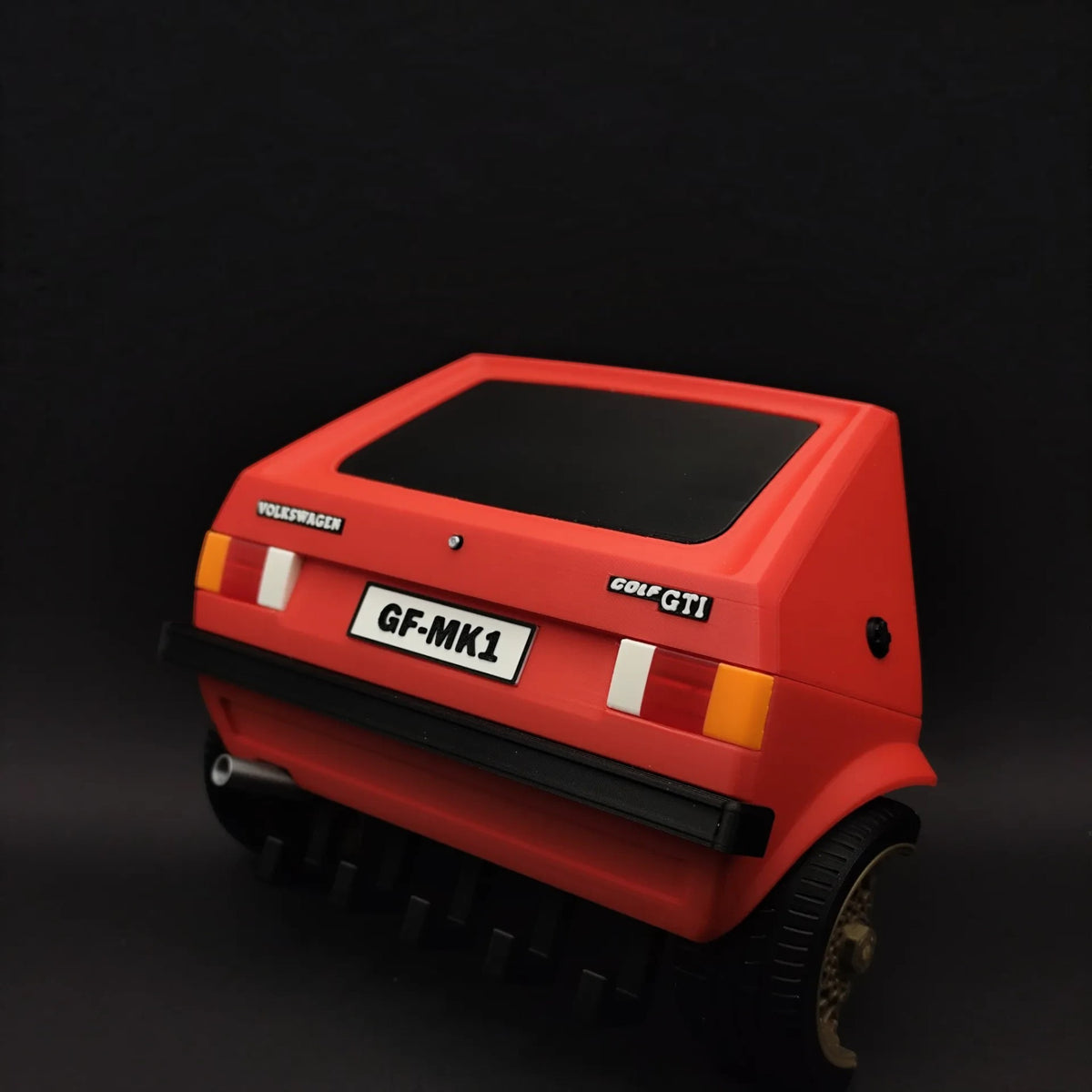 Magicland 3D kırmızı Volkswagen Golf MK1 GTI tasarımlı, 5 kancalı duvara monte edilebilir dekoratif anahtarlık askısı