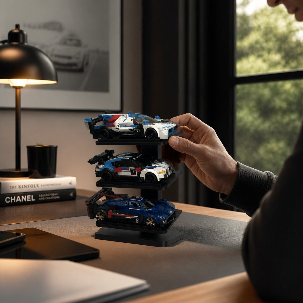Magicland 3D siyah üç katlı dikey Lego Speed Champions araç sergileme standı üzerinde yarış arabaları