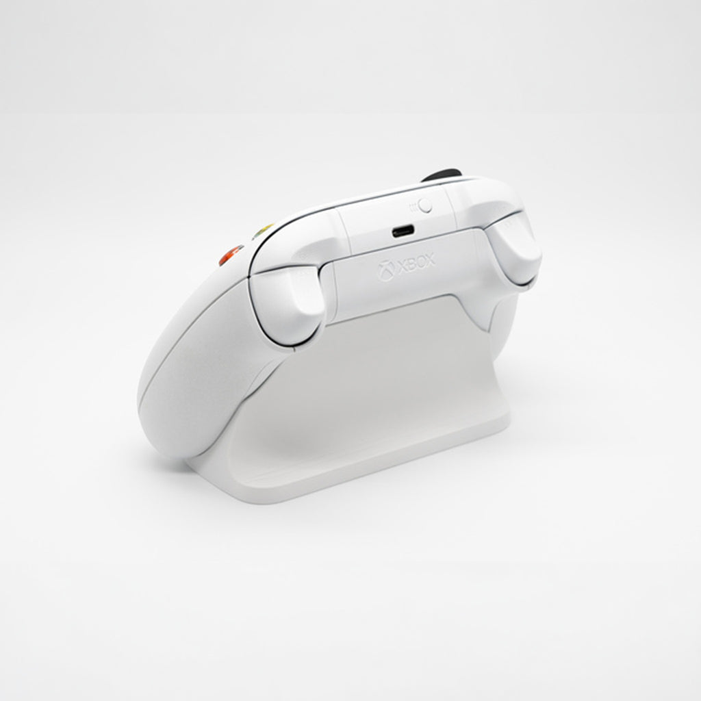 Magicland 3D beyaz Xbox kol standı, sade ve fonksiyonel tasarım, gaming setup aksesuarı.